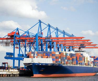 TT Transport - Đối t&aacute;c vận chuyển h&agrave;ng h&oacute;a to&agrave;n cầu đ&aacute;ng tin cậy